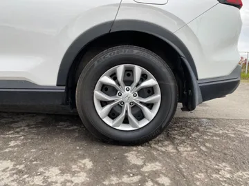 2025 Honda CR-V - image 10