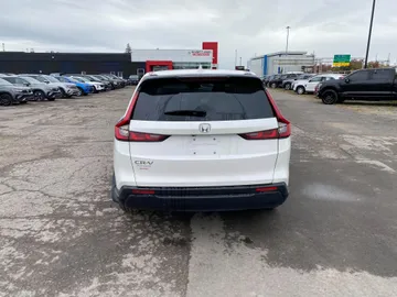 2025 Honda CR-V - image 7