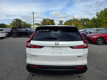 2023 Honda CR-V - image 4