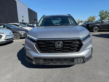 2025 Honda CR-V - image 2
