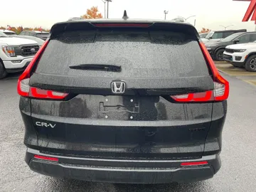 2023 Honda CR-V - image 6