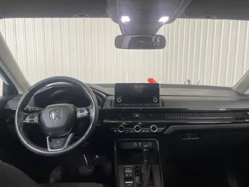 2024 Honda CR-V - image 4
