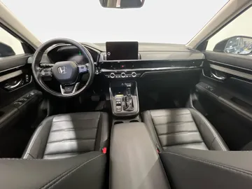 2024 Honda CR-V - image 4
