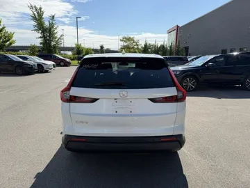 2023 Honda CR-V - image 6