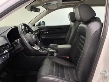 2023 Honda CR-V - image 3