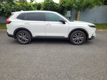 2025 Honda CR-V Hybrid - image 4