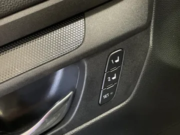 2025 Honda CR-V Hybrid - image 20