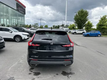 2025 Honda CR-V Hybrid - image 6