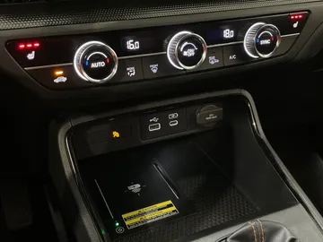 2025 Honda CR-V Hybrid - image 23