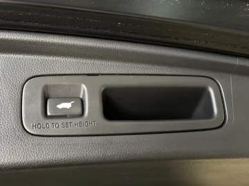 2025 Honda CR-V Hybrid - image 33