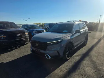 2024 Honda CR-V Hybrid - image 3