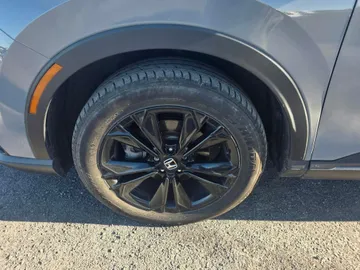 2024 Honda CR-V Hybrid - image 7