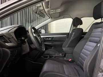 2019 Honda CR-V - image 3