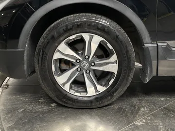 2017 Honda CR-V - image 6