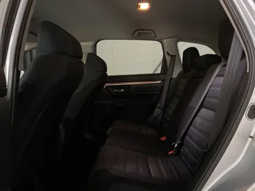 2018 Honda CR-V - image 11