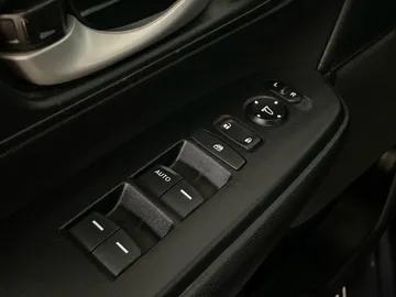 2021 Honda CR-V - image 20
