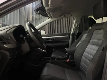 2021 Honda CR-V - image 10