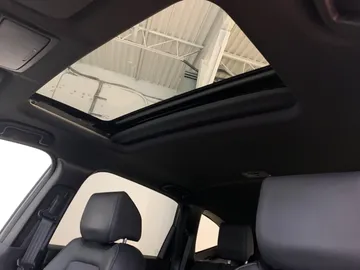 2021 Honda CR-V - image 12