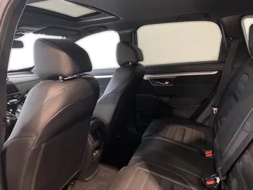2021 Honda CR-V - image 11