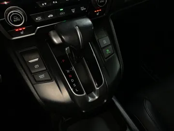 2020 Honda CR-V - image 27