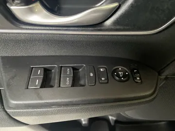 2021 Honda CR-V - image 25