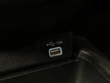 2021 Honda CR-V - image 28