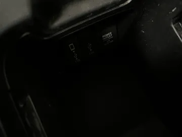 2018 Honda CR-V - image 26