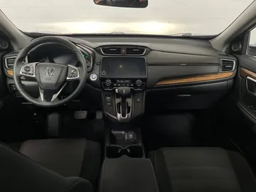2018 Honda CR-V - image 6
