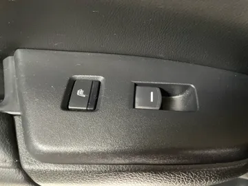 2020 Honda CR-V - image 27