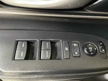 2021 Honda CR-V - image 26