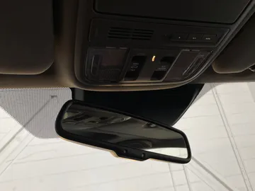 2020 Honda CR-V - image 21