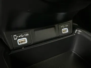 2020 Honda CR-V - image 28