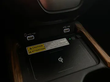 2020 Honda CR-V - image 34