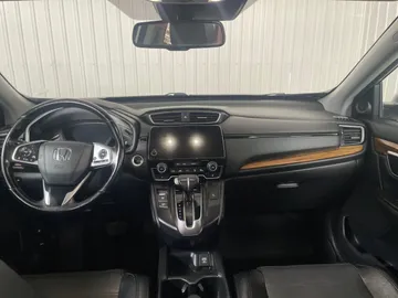 2018 Honda CR-V - image 4