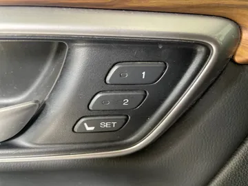 2021 Honda CR-V - image 21