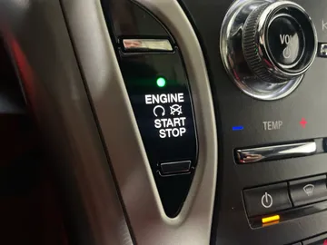 2020 Lincoln Nautilus - image 27