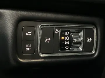 2022 Lincoln Nautilus - image 34