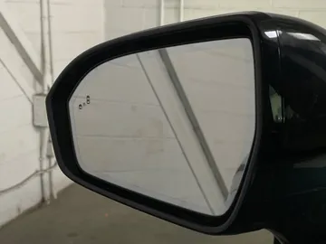 2022 Lincoln Nautilus - image 21