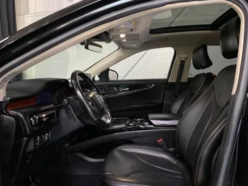 2022 Lincoln Nautilus - image 3