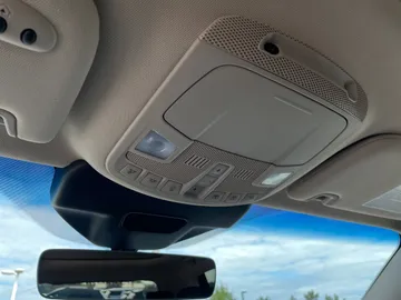 2020 Lincoln Nautilus - image 31