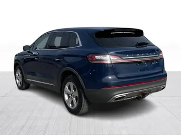 2020 Lincoln Nautilus - image 12