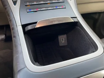 2020 Lincoln Nautilus - image 28