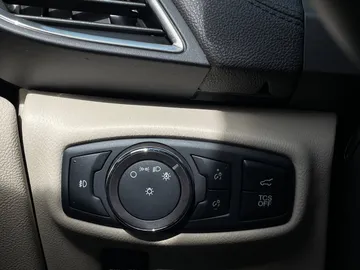 2020 Lincoln Nautilus - image 30
