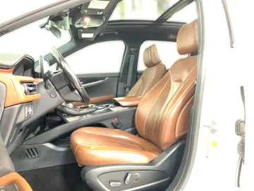 2022 Lincoln Nautilus - image 3