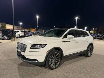 2022 Lincoln Nautilus - image 3