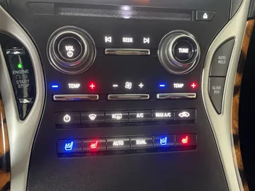 2017 Lincoln MKX - image 26