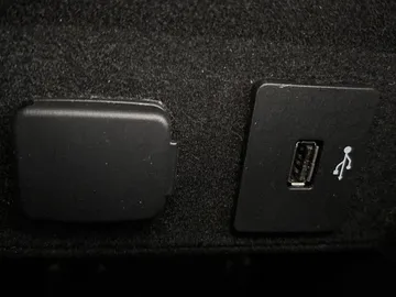 2018 Lincoln MKX - image 29