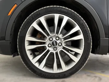 2018 Lincoln MKX - image 7