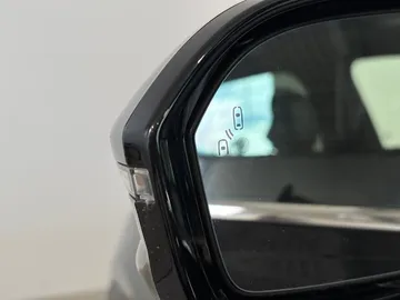 2018 Lincoln MKX - image 20