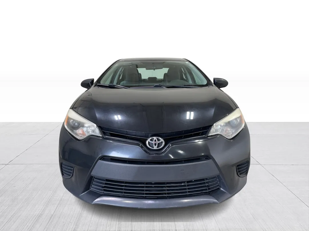2015 Toyota Corolla — photo 6